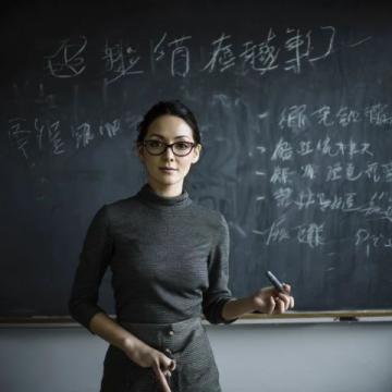一周攻克英語基礎知識，18頁精華助你提升成績！資深教師揭秘高效學習法