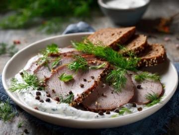經典家常菜粉蒸肉制作指南:食材調料與烹飪技巧詳解