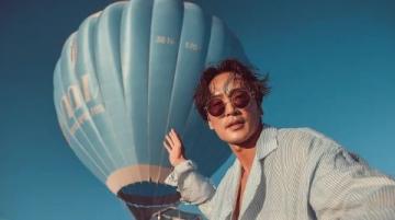 抖音上空降的宋承憲:一頓飯吃盡全球文化狂歡