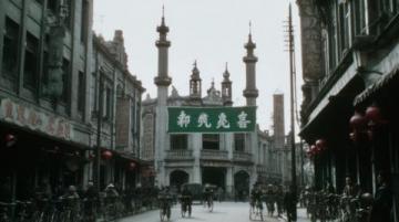 一座牌坊一段史,半街煙火半街詩,當踏入潮州市湘橋區牌坊街的青石板路