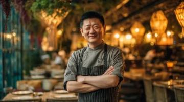 張姐的丈夫李哥鐵了心要投身餐飲行業,在市中心商業街盤下一家店面