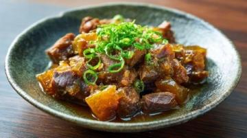 推薦一些關于豬油的烹飪食譜(推薦一些美味的豬油烹飪食譜豬油熬制秘籍古法豬油炒菜香香)