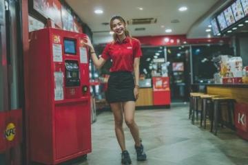 一條菜少、還貴的差評，如何讓這家5元自助快餐店逆襲成網(wǎng)紅？