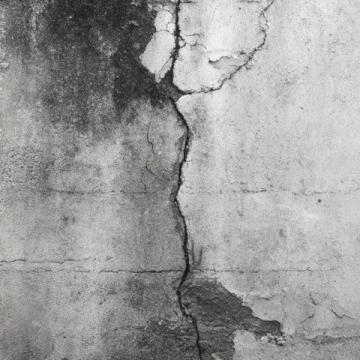 墻固就是指水泥、混凝土等建筑材料固化后的硬性物質。