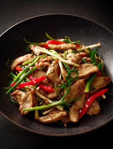 京醬肉絲：家常經(jīng)典，美味食譜大揭秘
