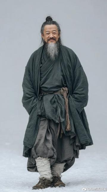 杭錦后旗,這個名字聽起來就像是一首古老的民歌,帶著濃厚的西北風情,這里,不僅有