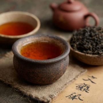 泰州燙干絲與揚(yáng)州早茶的文化交融與地方特色