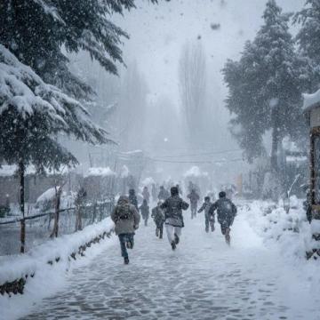 雪終于來了!河南鄭州出現大暴雪,河南局地積雪深度超20厘米,前些日子天氣預報說