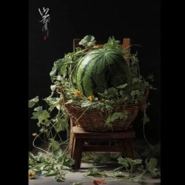 自制無限極美味：冰糖葫蘆的甜蜜藝術與創意水果拼搭