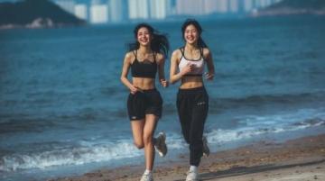 提前預習雙人海邊拍照姿勢!平潭海邊超全姿勢合集