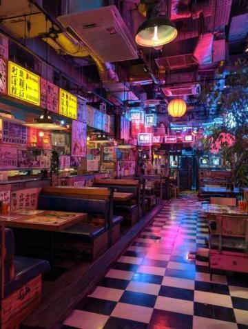 酷車潮玩美式餐廳,一家開在鳥巢旁邊的汽車主題餐廳,是家挺新的店,開業不到一年