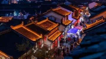 洛陽夜經濟爆火！穿越時空的狂歡和神仙般的美食