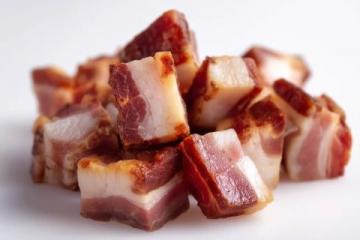 如何制作美味干鍋臘肉香干？詳細步驟分享