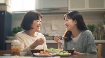 豆腐新吃法：打入2個雞蛋，鮮香滑嫩，營養又飽腹，大人小孩都愛吃
