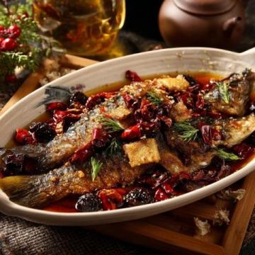 簡單美味的石斑魚三吃：清蒸、香煎、紅燒做法詳解