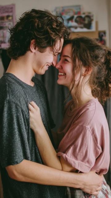 如何讓男友時(shí)刻牽掛？36個(gè)撒嬌話術(shù)讓他瘋狂想念你