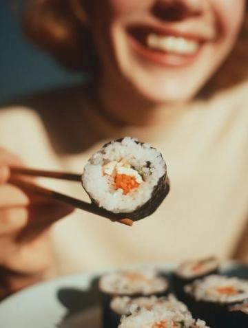 多吃才能更健康，試試這道美味的“水煎油卷”增強食欲