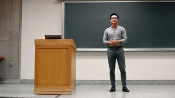 揭秘韋東奕走紅背后:別讓質(zhì)疑聲掩蓋學(xué)術(shù)價(jià)值與影響力