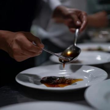 周末私享：手工撕鴨，冰糖醇香滋味濃