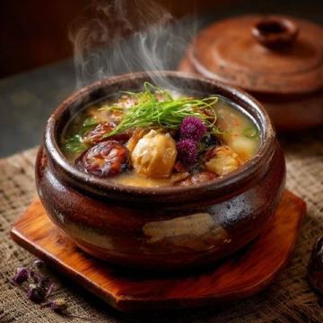 如何制作營(yíng)養(yǎng)美味的魚頭豆腐湯?步驟詳解