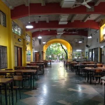 薩拉戈薩復古風情餐廳LaRepublicana:穿越時空的味蕾之旅
