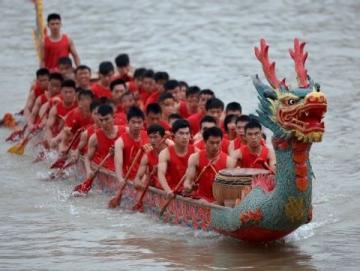 端午節(jié)民間習(xí)俗在呼和浩特寬巷子傳承之路