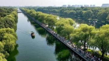 五一將至，各位想去蘇州的還在為各個熱門景點人擠人而煩惱嗎？可以看看下面這份小眾旅