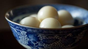 山東省聊城市許營(yíng)鎮(zhèn)有一道地方美食叫傅隆吉，傅隆吉的來(lái)歷很多人不知道今天我就給大