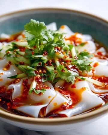 粉蒸肉是一道經(jīng)典的中式菜肴,肉質(zhì)軟糯,米粉香濃,口感豐富,以下是詳細(xì)的做法