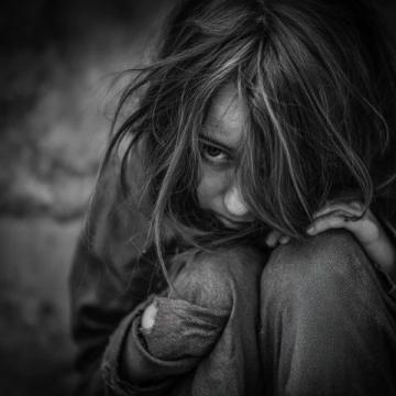 原生家庭不好的人,為什么總被貧窮"困住"?這3個真相太扎心