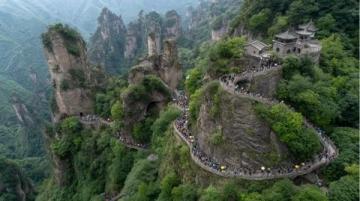 天水麥積山石窟國家5A景區(qū)概覽及旅游指南