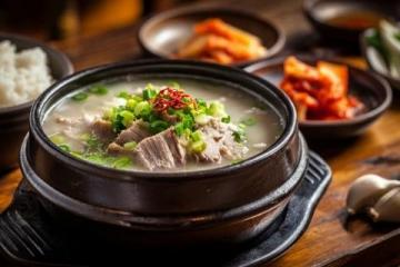 春天必試美味：牛肉腐竹煲，湯鮮味美，營養豐富