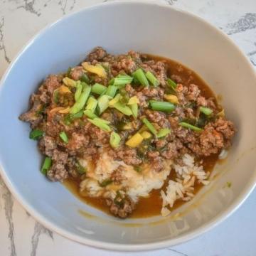 快手版臘腸土豆燜飯（簡單易做）