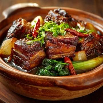 家常燜茄子：豬肉與小白菜的完美結合
