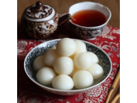 自制蓮子桂圓紅棗湯，溫暖又滋補(bǔ)的秘密武器