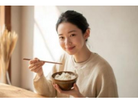 日劇吃飽睡足等幸福第三集：感恩與溫情治愈日常挫折