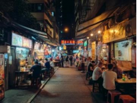 臺灣夜市美食蚵仔煎：看似簡單卻藏美味秘訣！