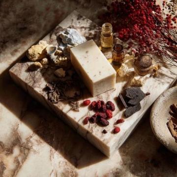 中醫(yī)刮痧美容養(yǎng)顏：血海、陰陵泉、三陰交穴位詳解