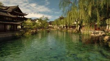 麗江古鎮探秘之旅：八百年歷史，小橋流水人家風情體驗