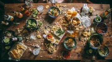 飲食間的宇宙，滋味中的百態人生