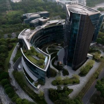 深中通道開通后，粵B必沖的中山寶藏飯店