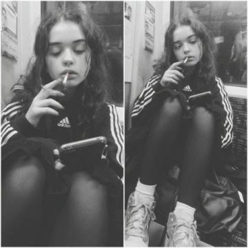 剛下地鐵，電話響起，竟然是她！