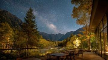 老牛灣的夜，是星河之上的一首美麗歌謠