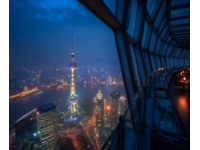 西班牙德埃薩草原風味晚宴點亮上海東方明珠