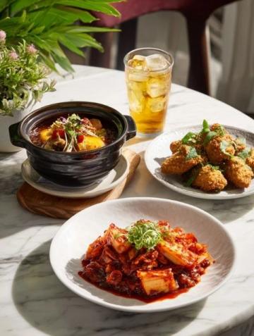 長沙河西美食院子:腐乳蒸肉、魷魚炒肉絲和更多好評菜品