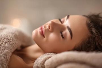 揭秘女人最佳養(yǎng)生法：躺出青春與美麗——實用躺姿分享