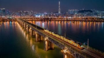 來重慶吃個輕軌再走吧！