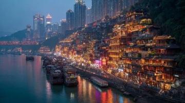 重慶之旅朋友圈文案合集：浪漫與感動(dòng)并存