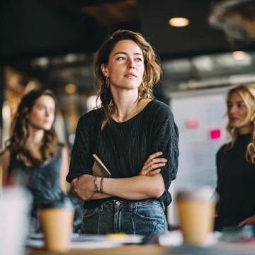 人生低谷時女性如何自我救贖與奮斗成長之路