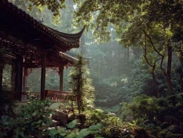 武漢一日游必去：南岸嘴江灘公園與晴川閣美景探索